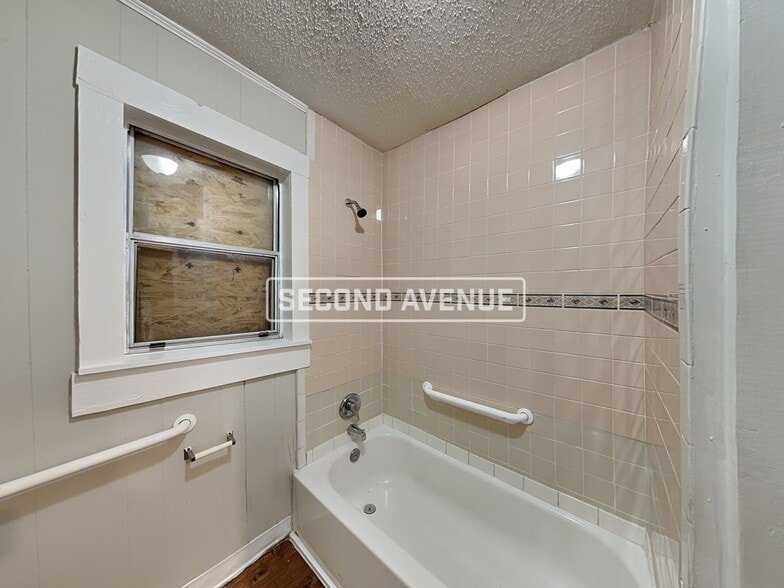 Building Photo - 2149 Yulee St