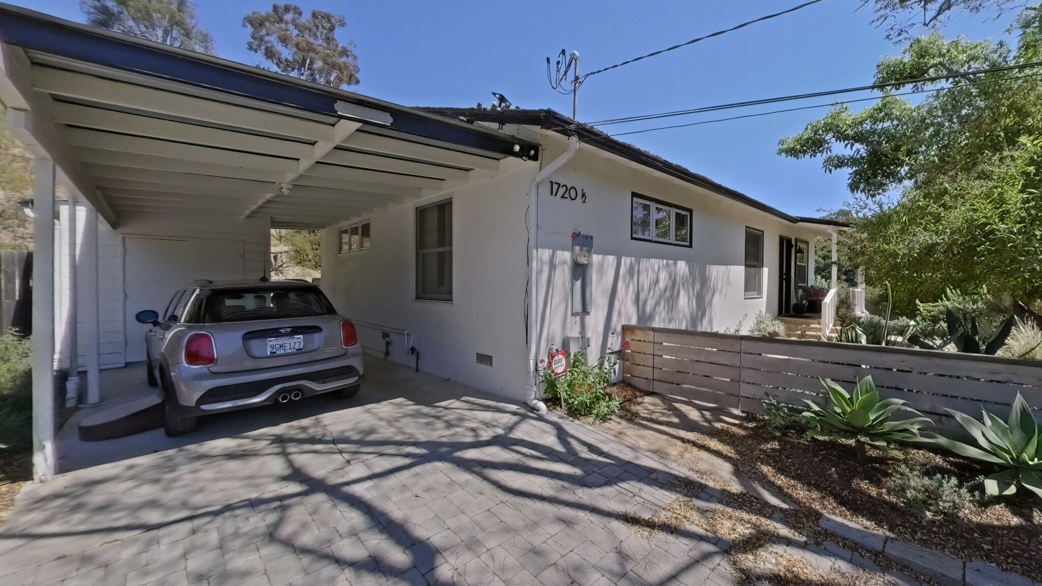 Carport parking - 1720 1/2 Calle Poniente