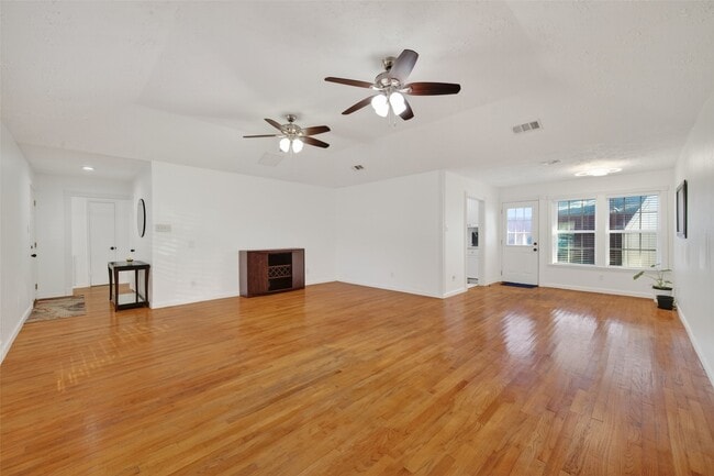 Building Photo - 7226 Skybright Ln