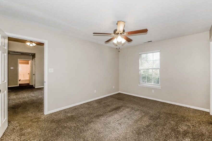 Building Photo - 12659 Spurrington Way