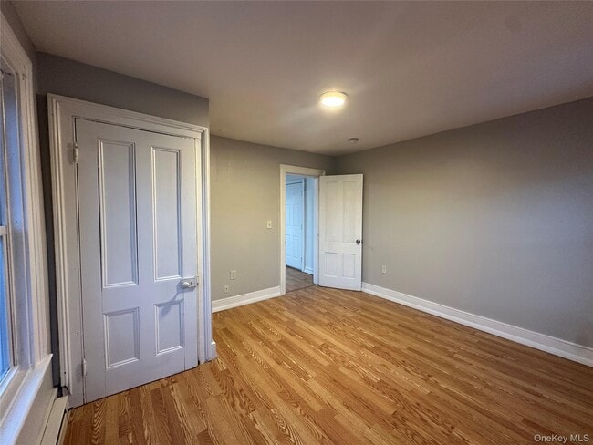 Building Photo - 17 Church St