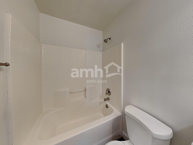 Building Photo - 96 W White Sands Dr