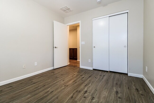 Building Photo - 23837 W Papago St