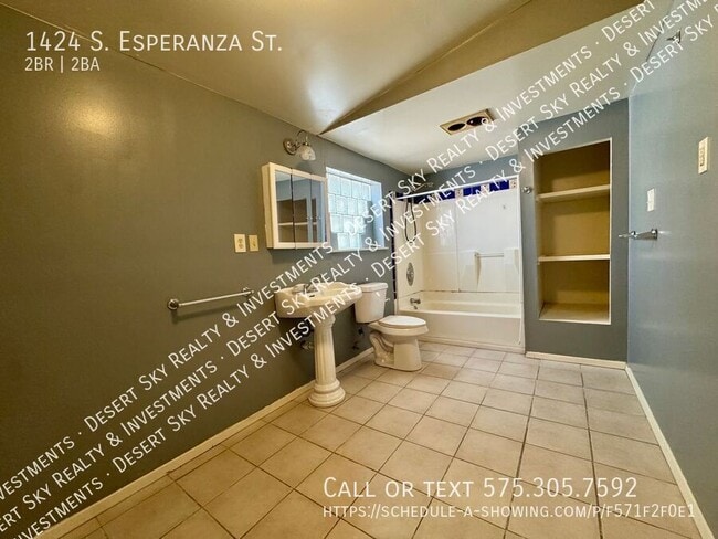 Building Photo - 1424 S Esperanza St