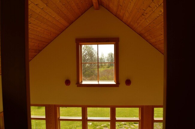 Building Photo - Furnished Home on False Bay