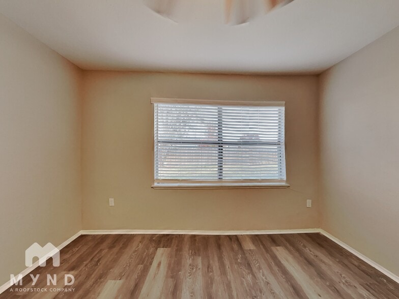 Building Photo - 4220 Caldwell Ave