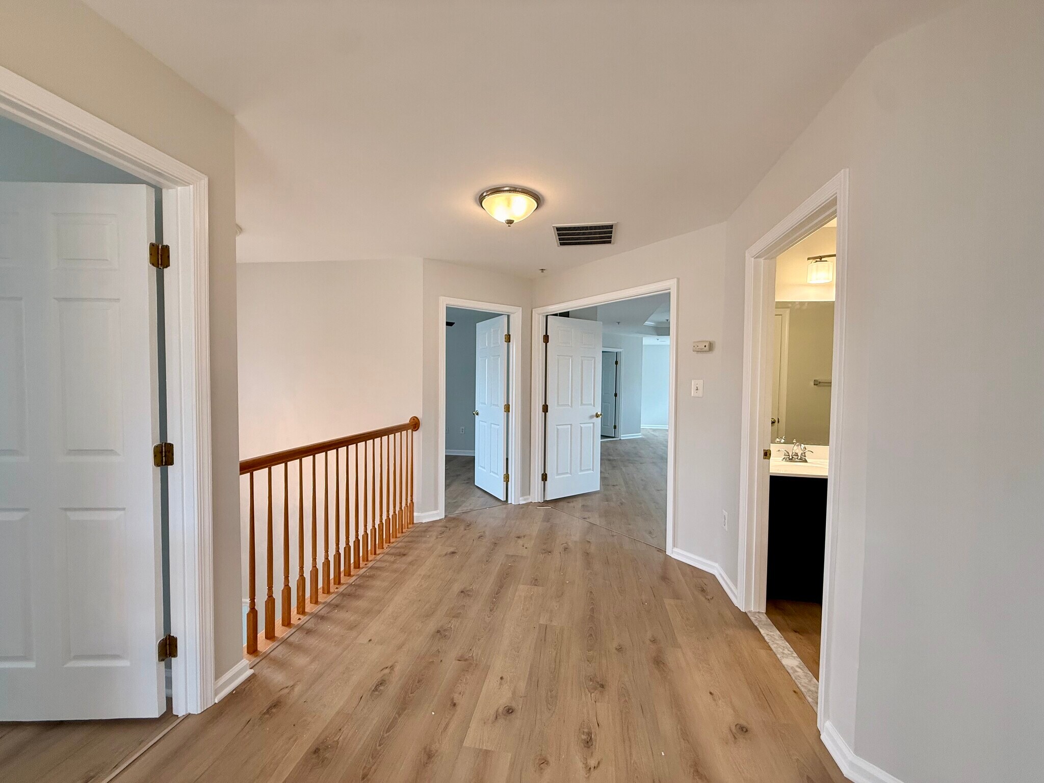 Building Photo - 7001 Saddlebow Ct