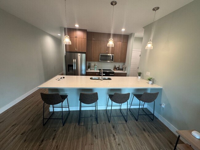 Building Photo - 930 Paddleboard Ct