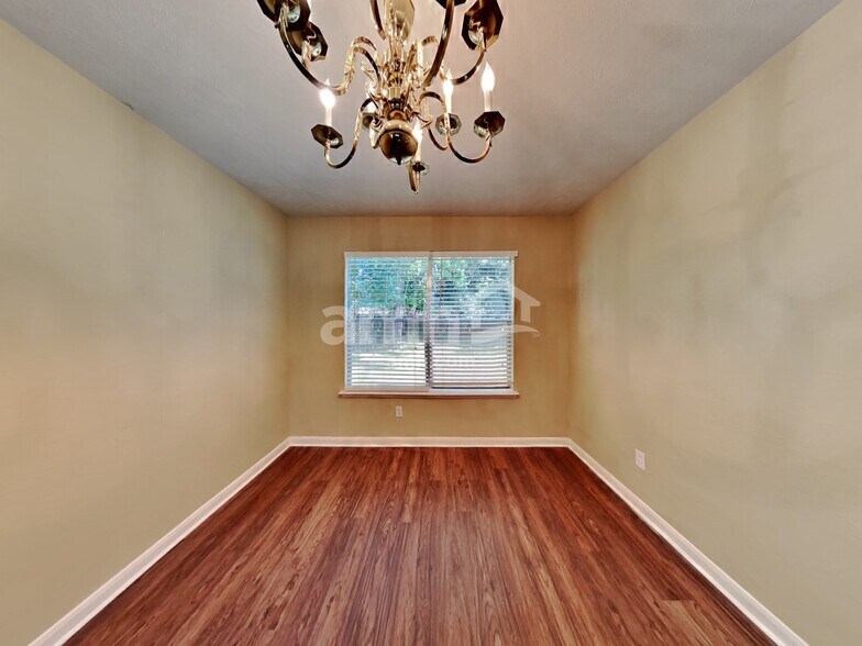 Building Photo - 3726 Liles Ln