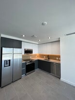 Building Photo - 108 NW 27th St