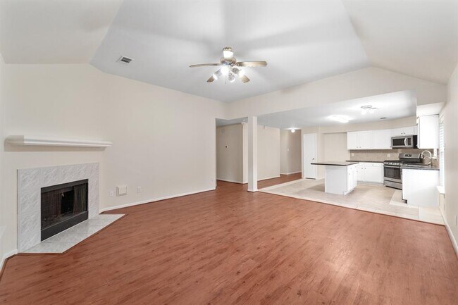Building Photo - 13734 Bonilla Ln