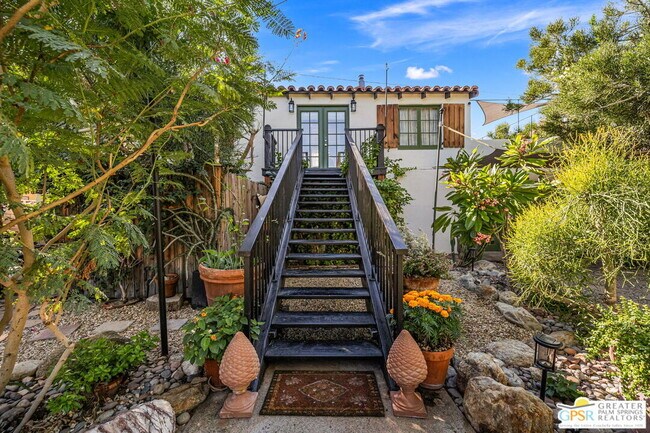 Building Photo - 575 S Calle Ajo