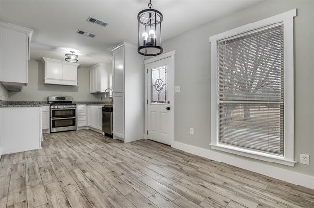 Building Photo - 1326 Johns Ave