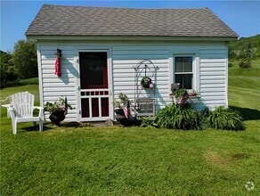 Building Photo - 663 Wheat Hill Rd