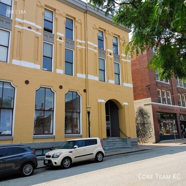Building Photo - 500 Delaware St