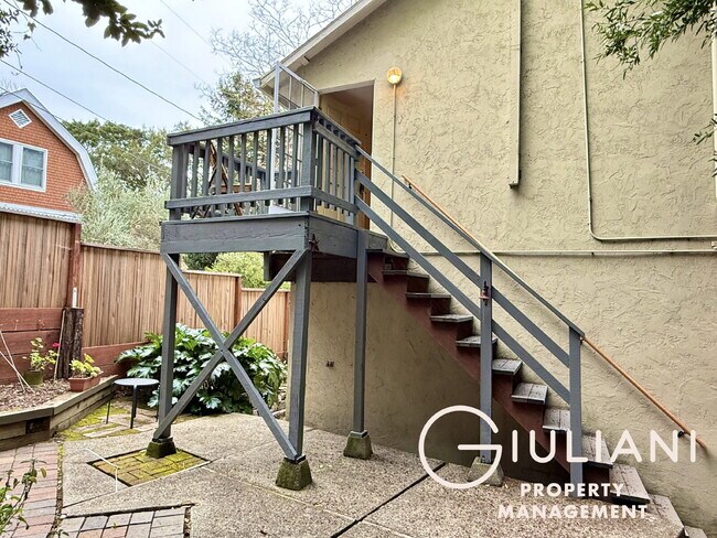 Building Photo - Charming 1-Bedroom Unit in San Anselmo!
