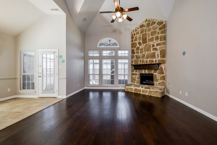 Building Photo - 2513 Appaloosa Ln