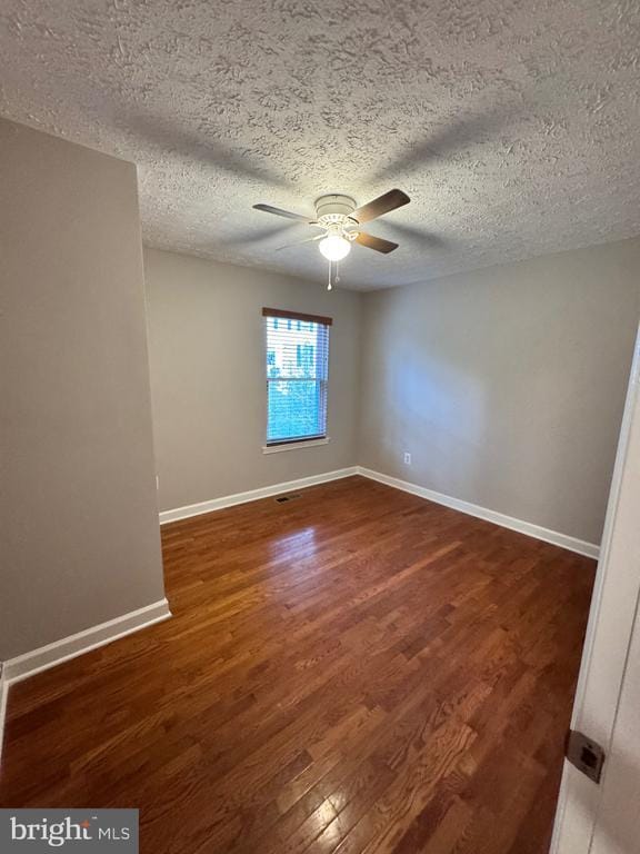 Building Photo - 915 Cypress Point Cir