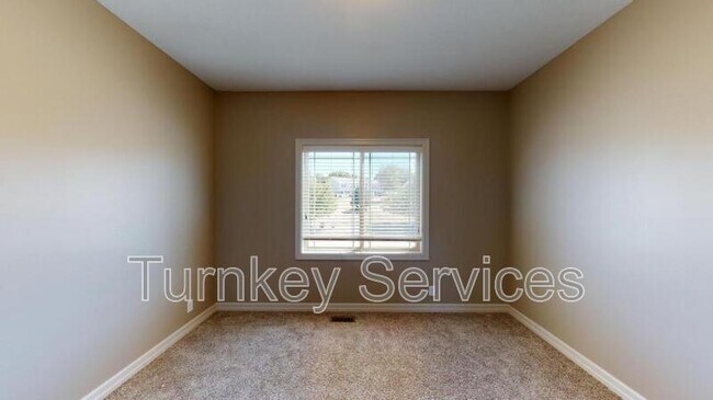 Building Photo - 1602 Barrington Pkwy