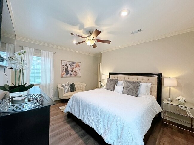 Building Photo - Beautiful Furnished home off Perkins Rd.