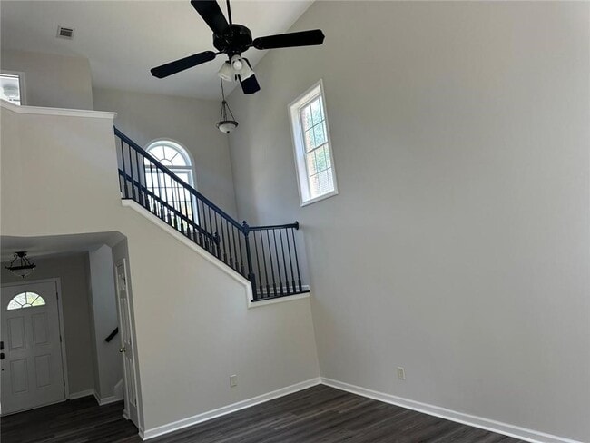 Building Photo - 6133 Mulberry Park Dr