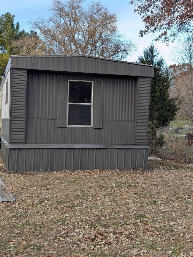 Building Photo - Glendale Mobile Home Park