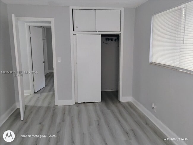 Building Photo - 4321 W Hallandale Beach Blvd