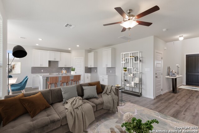 Building Photo - 15062 PALM DESERT COURT