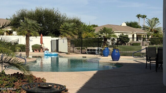 Building Photo - 1777 W Ocotillo Rd