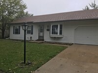 Building Photo - 4452 Churchill Dr S