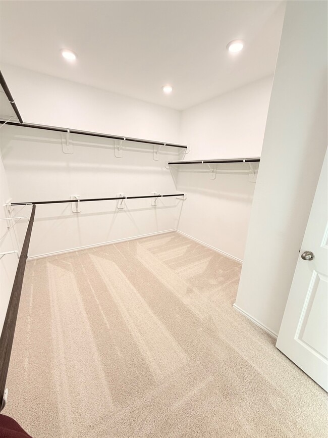 Building Photo - 22403 Sawmill Pass Ln