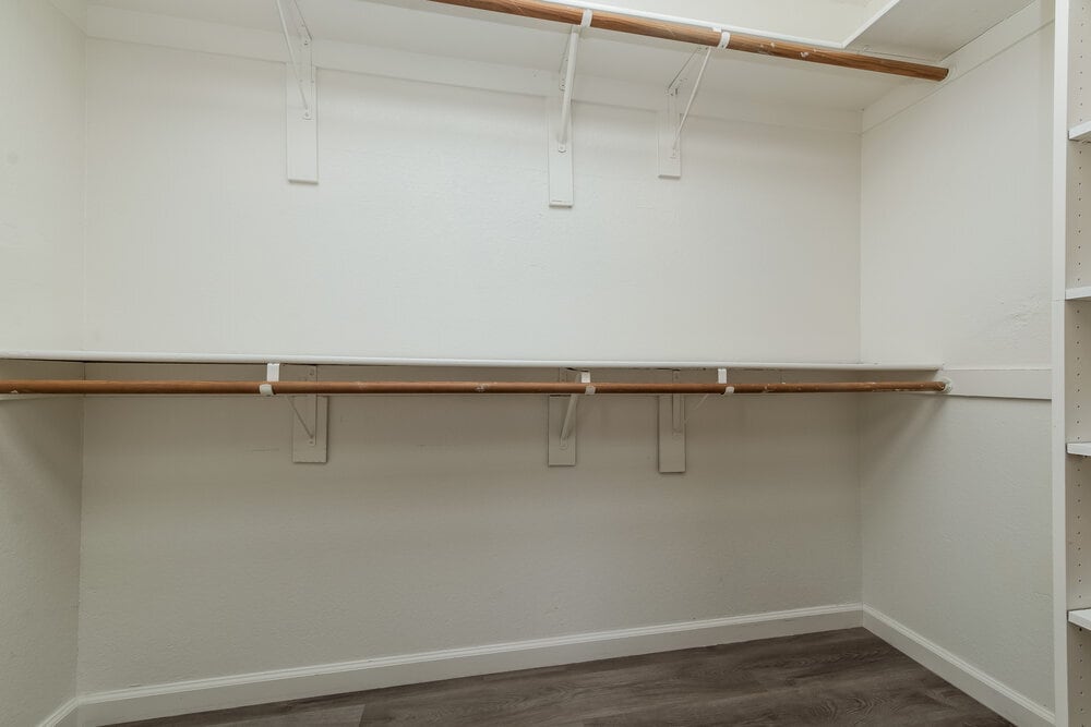 Building Photo - 5004 Crystal Breeze Ln