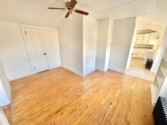 Building Photo - 7 High St