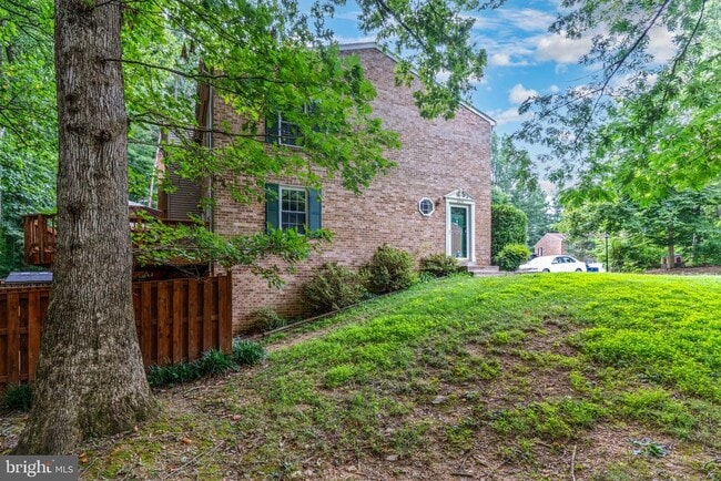 Building Photo - 6414 Old Scotts Ct