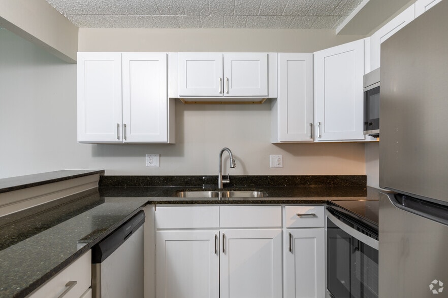 Ventnor - Kitchen - The PARK