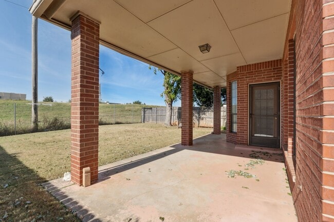 Building Photo - 11129 Springhollow Ct