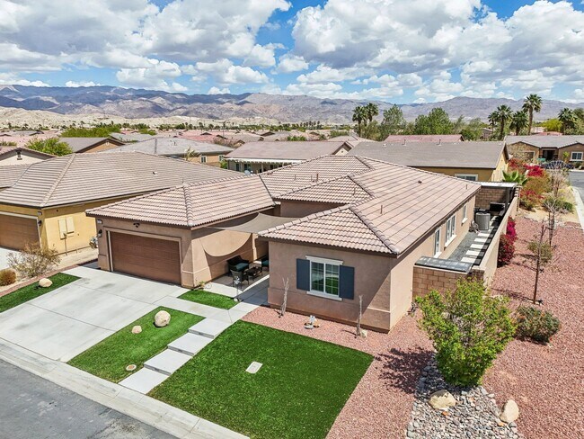 Building Photo - 42912 Gazapo Ct