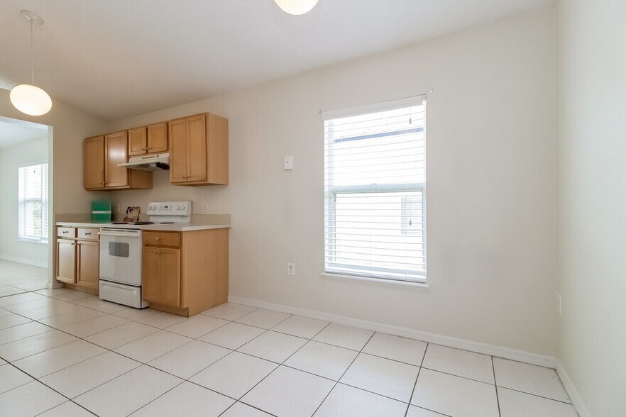 Building Photo - 2945 Elbib Dr