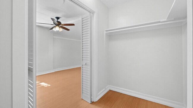 Building Photo - 2026 22nd St S