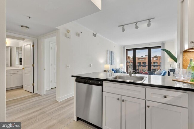 Building Photo - 631 D Street NW