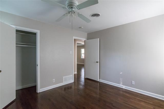 Building Photo - 2124 Fenwick Dr