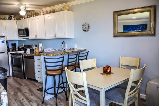 Building Photo - 5008 Gulf Blvd