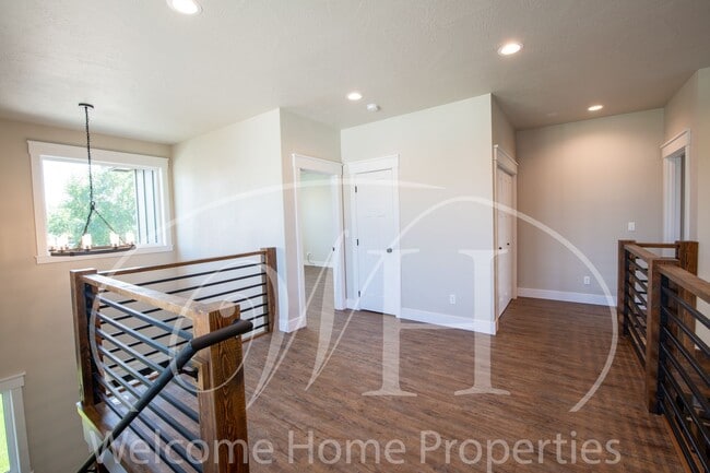 Building Photo - Garrison Duplex