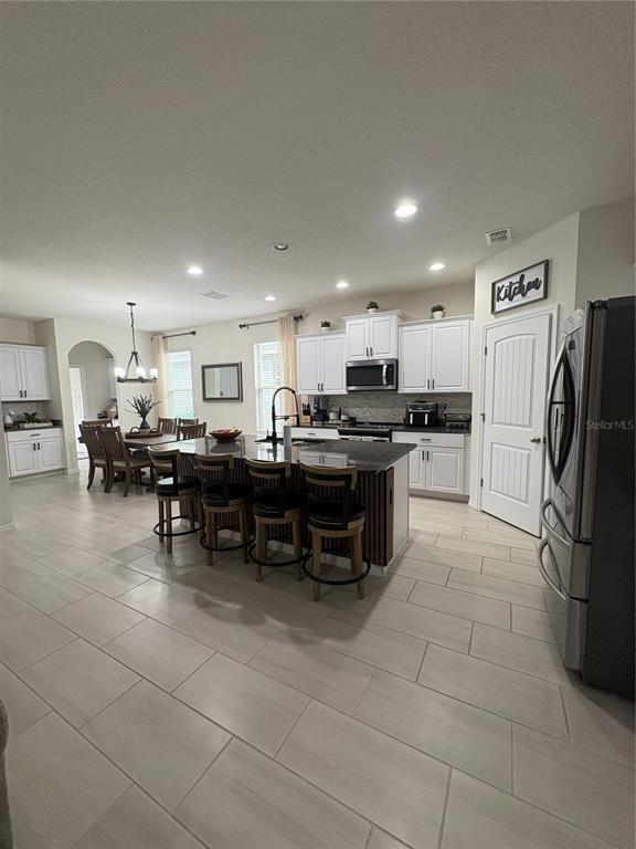 Building Photo - 15746 Fountain Springs Rd