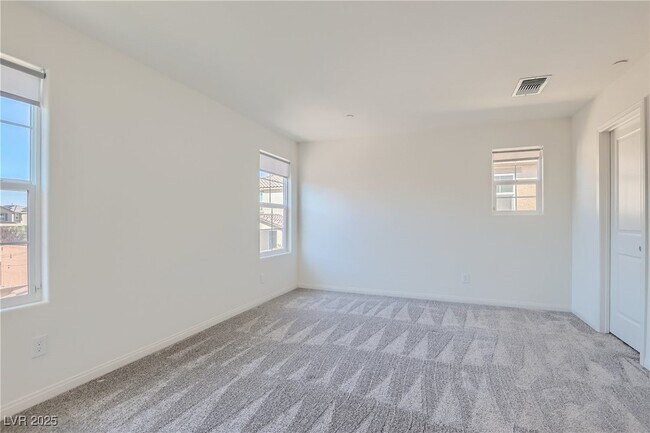 Building Photo - 3208 Segesta Ave