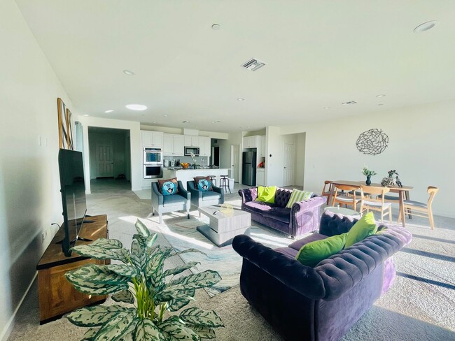 Building Photo - 7793 Sunny Gulch Ct
