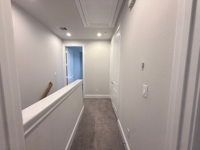 Building Photo - 815 Bringhurst St