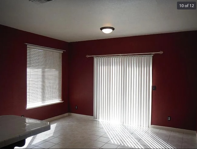Building Photo - 653 Contenta Ct