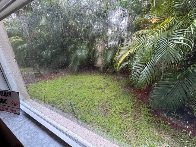 Building Photo - 17125 N Bay Rd