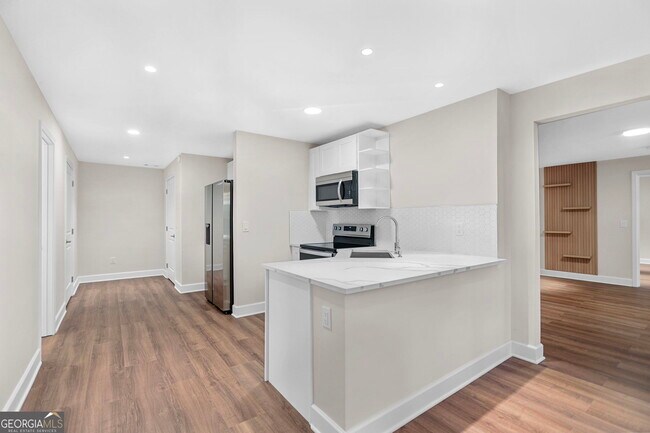 Building Photo - 1540 Bramlett Blvd